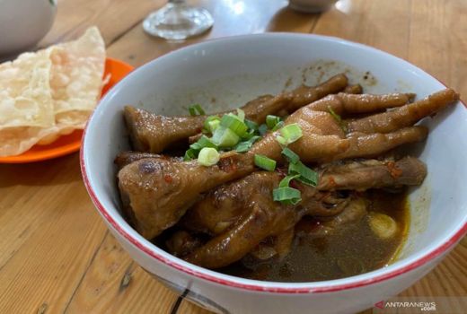 3 Manfaat Kesehatan Makan Ceker Ayam, Menjaga Tulang Kuat! - GenPI.co JOGJA