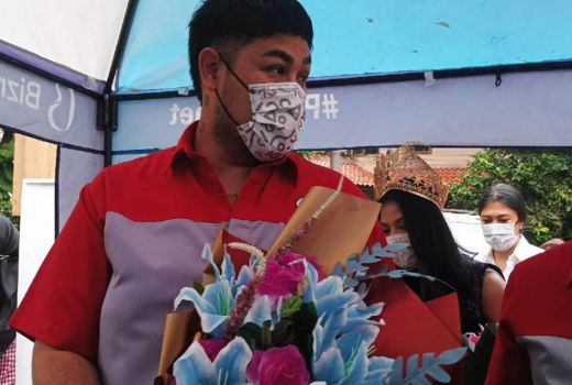Berkegiatan Sosial, Ivan Gunawan Mau ke Dunia Politik? - GenPI.co JOGJA