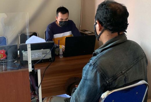 Asyik Judi Online di Angkringan, Pria Ini Dibekuk Polisi Bantul - GenPI.co JOGJA