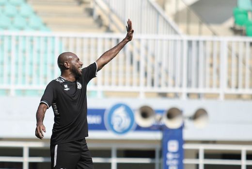 Tekad Bomber PSS Sleman Boaz Solossa Curi Poin dari Persikabo - GenPI.co JOGJA