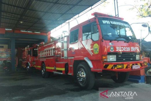 Kebakaran Gudang Dispenser di Bantul, Kerugian Capai Rp 2 Miliar - GenPI.co JOGJA