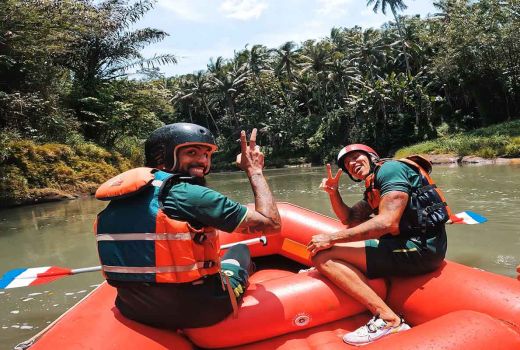 Asah Chemistry, Skuad PSS Sleman Menggelar Outbound - GenPI.co JOGJA