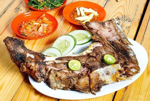 Sambal Rica Rahang Tuna Om Anwar di Yogyakarta, Bikin Ngiler! - GenPI.co JOGJA