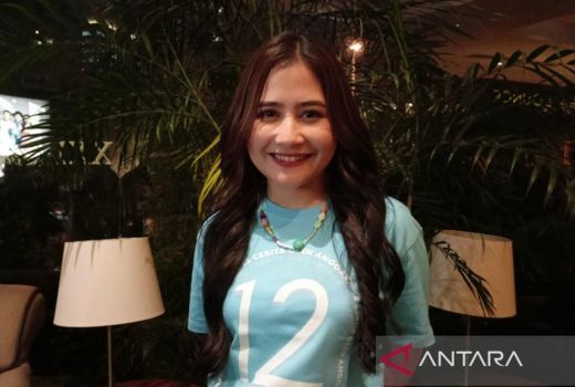Prilly Latuconsina Beber Pengalaman saat Jadi Dosen di UGM - GenPI.co JOGJA