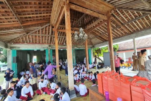 Atap SD Muhammadiyah di Gunungkidul Runtuh, Siswa Alami Trauma - GenPI.co JOGJA