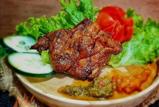 Kedai Dibakari Yogyakarta, Tawarkan Menu Ayam Bakar Lezat! - GenPI.co JOGJA