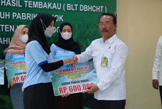 856 Buruh Pabrik Rokok di Kulon Progo Dapat Bantuan BLT - GenPI.co JOGJA