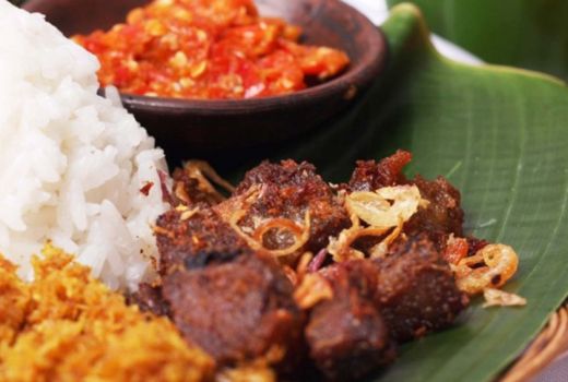 Sego Empal Bu Warno di Yogyakarta, Daging Sapinya Empuk! - GenPI.co JOGJA