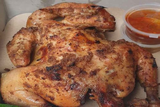 Ayam Goreng Jamal di Yogyakarta, Masakannya Bikin Nagih! - GenPI.co JOGJA