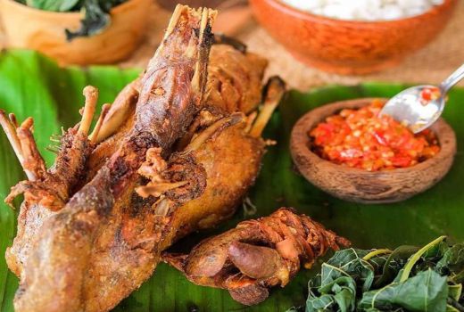 Resto Bebek Keplak di Yogyakarta, Bumbu Rempahnya Meresap! - GenPI.co JOGJA