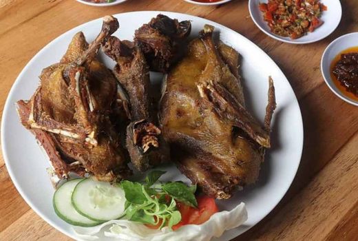 Kelezatan Masakan di Resto Bebek Indra Yogyakarta, Enak Banget! - GenPI.co JOGJA