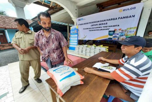 Kendalikan Harga, Gunungkidul Gelar Operasi Pasar Beras Murah - GenPI.co JOGJA