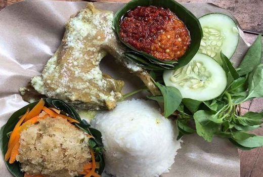 Nasi Bakar Wirosaban di Yogyakarta, Ada Menu Ingkung Mini! - GenPI.co JOGJA