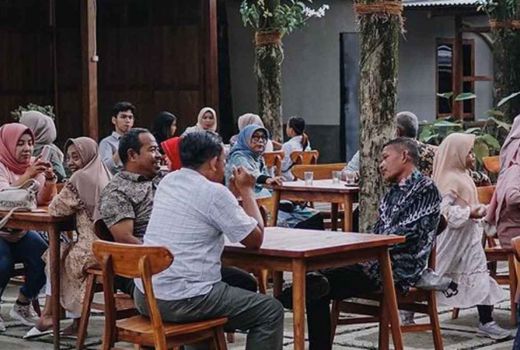 Resto Pawon Jati di Yogyakarta, Ada Menu Bakmi Nyemek! - GenPI.co JOGJA