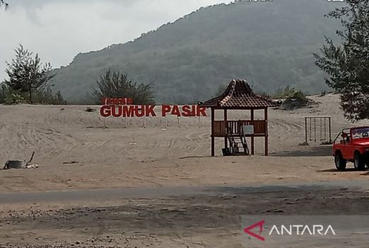 Gumuk Pasir di Pantai Parangkusumo Akan Dijadikan Daya Tarik di Bantul - GenPI.co JOGJA