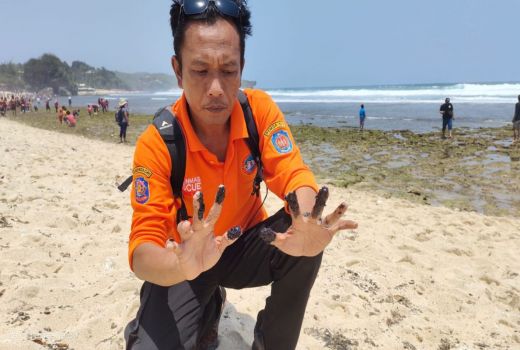 Pantai Krakal dan Slili Gunungkidul Diduga Tercemar Limbah, Rumput Laut Jadi Hitam - GenPI.co JOGJA