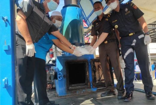 Perangi Narkoba, BNN Kalbar Musnahkan Satu Kilogram Sabu - GenPI.co KALBAR