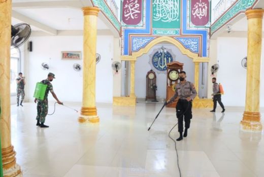 Jelang Ramadan, Masjid di Ketapang Disterilisasi - GenPI.co KALBAR