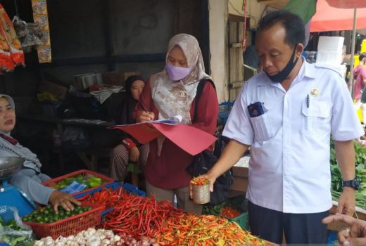 Harga telur-Cabai Meroket, Distan: Hanya Permainan Dagang - GenPI.co KALBAR