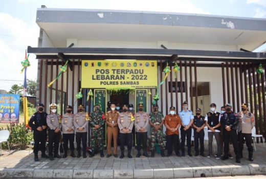 Petakan Jalur Darat Rawan Kecelakaan, Kapolda Sowan ke PLBN Aruk - GenPI.co KALBAR