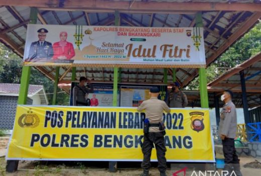 Pantai Kura-Kura Destinasi Wisata Favorit, Polair Bangun Posko - GenPI.co KALBAR