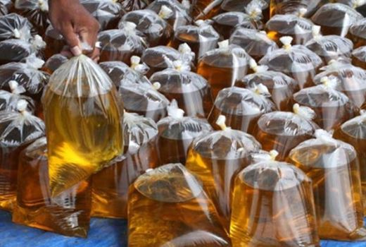 Si Mirah, Sahabat Penyaluran Minyak Goreng Curah - GenPI.co KALBAR