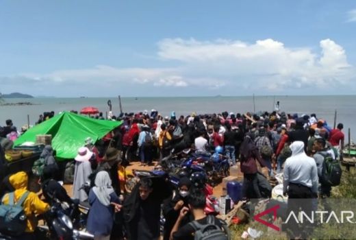 Pulau Lemukutan Dipadati Wisatawan, Polairud Bengkayang Siaga - GenPI.co KALBAR
