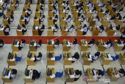 Dijanjikan Lulus CPNS di Pemprov Kalbar, Korban Rugi Puluhan Juta - GenPI.co KALBAR