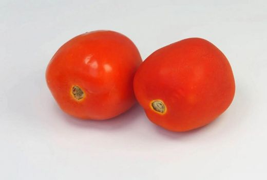 3 Manfaat Tomat untuk Wajah yang Wajib Diketahui - GenPI.co KALBAR