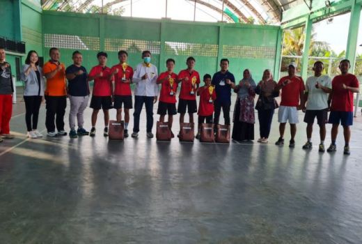 Wujud Apresiasi, Atlet Junior Pelti Diberi Uang Pembinaan - GenPI.co KALBAR