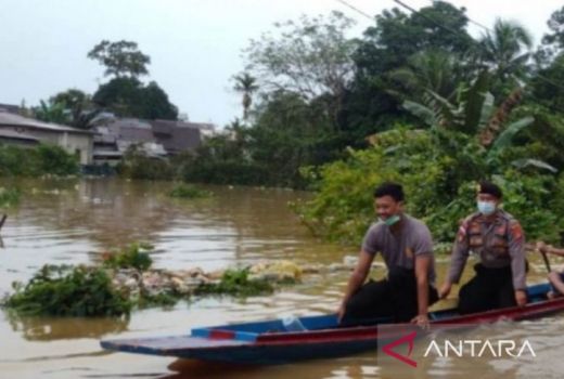 Status Curah Hujan Sedang, Masyarakat Diimbau Perhatikan Sungai - GenPI.co KALBAR