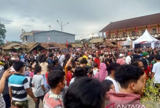 Berape' Sawa Tandai Musim Berladang Masyarakat Dayak Bengkayang - GenPI.co KALBAR