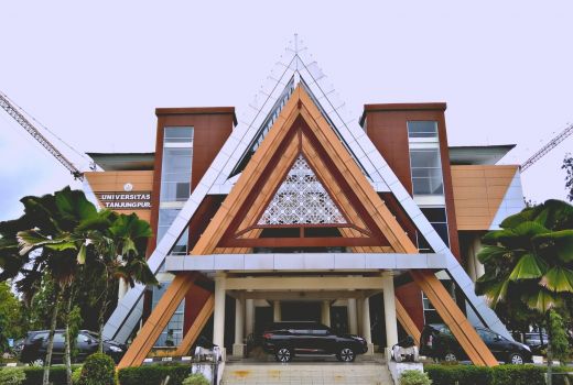Daftar 5 Universitas di Kalbar yang Masuk Kampus Terpopuler di Indonesia - GenPI.co KALBAR