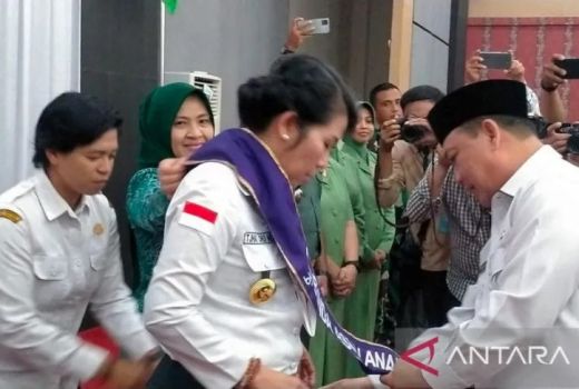 Terima Bantuan Penanganan stunting, Kalbar Kukuhkan Bapak-Bunda Asuh - GenPI.co KALBAR