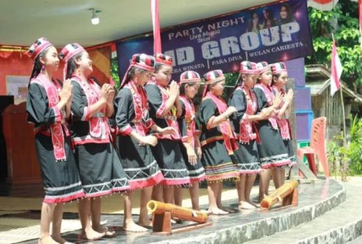 Pemuda Bengkayang Gelar Festival Kampung Budaya Dayak Bidayuh Bijagoi - GenPI.co KALBAR