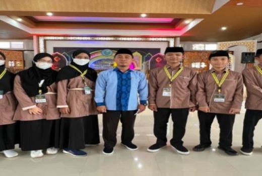 Kafilah Kubu Raya Kembali Kawinkan Gelar Juara Cabang Fahmil Quran - GenPI.co KALBAR