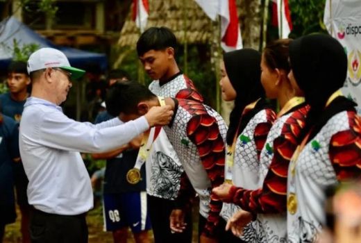 3 Medali Emas Diraih Tim Arung Jeram Kapuas Hulu pada Ekshibisi Porprov Kalbar - GenPI.co KALBAR