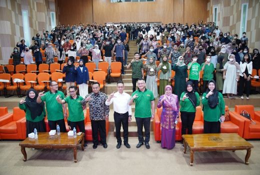 Edi Rusdi Kamtono Ajak Semua Pihak Bergandengan Lawan Kanker - GenPI.co KALBAR