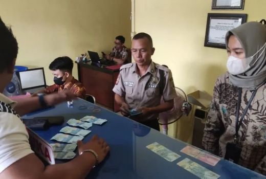 Marak Peredaran Uang Palsu di Kapuas Hulu, Pelaku Diselidiki Polisi - GenPI.co KALBAR