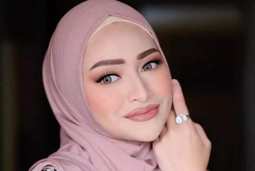 Nathalie Holscher Didoakan Rujuk Setelah Bertemu Sule - GenPI.co KALBAR