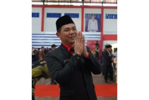 7 Pejabat Pemkab Kapuas Hulu Terancam Non Job Gegara Tak Hadiri Pelantikan - GenPI.co KALBAR