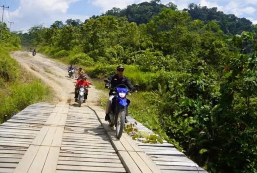 Bangun Jalan Nanga Payang, Pemkab Kapuas Hulu Anggarkan Rp 27 Miliar - GenPI.co KALBAR