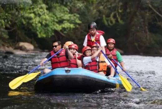 Masyarakat Kapuas Hulu Diajak Kunjungi Tempat Wisata di Daerah - GenPI.co KALBAR