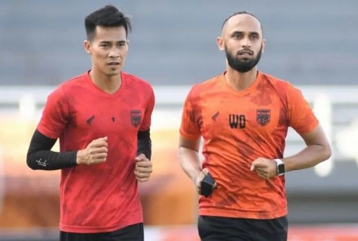 Kontrak Angga Saputro dan Hendro Siswanto Diperpanjang Borneo FC - GenPI.co KALBAR