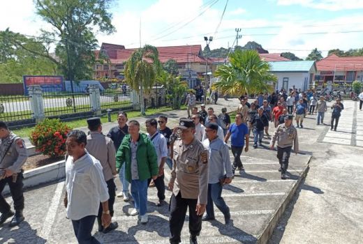 Ketua DPRD Kapuas Hulu: Kami Akan Kawal Proses Penerbitan Izin Pertambangan - GenPI.co KALBAR