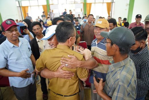 Warga Selat Sunda Ucap Syukur, Perusahaan Relakan Sebagian Lahannya - GenPI.co KALBAR