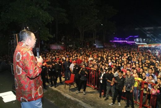 Di Depan Masyarakat Kalbar, Cornelis: Ganjar Pranowo Capres PDI Perjuangan - GenPI.co KALBAR