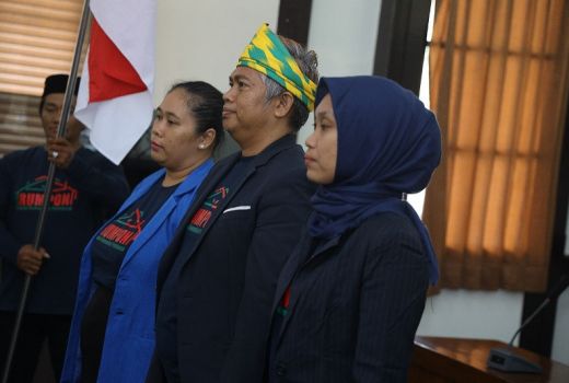 Ario Sabrang Dikukuhkan sebagai Ketua Rumah Komunitas Pontianak - GenPI.co KALBAR