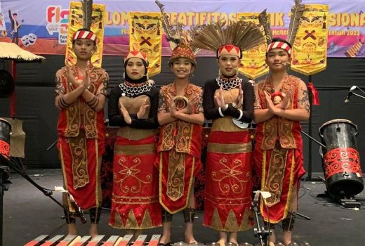 Penyaji Musik Tradisional Terbaik, Spanta Percussion Gondol Medali Emas - GenPI.co KALBAR