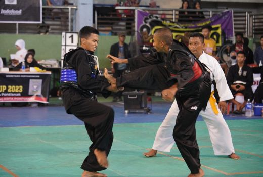 Kejuaraan Pencak Silat PSHT Ajang Tolok Ukur Prestasi Atlet - GenPI.co KALBAR